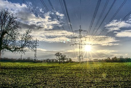 Strommasten Sonne