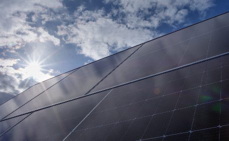Solarplatten Black, bewölkt PV-Kalkulator